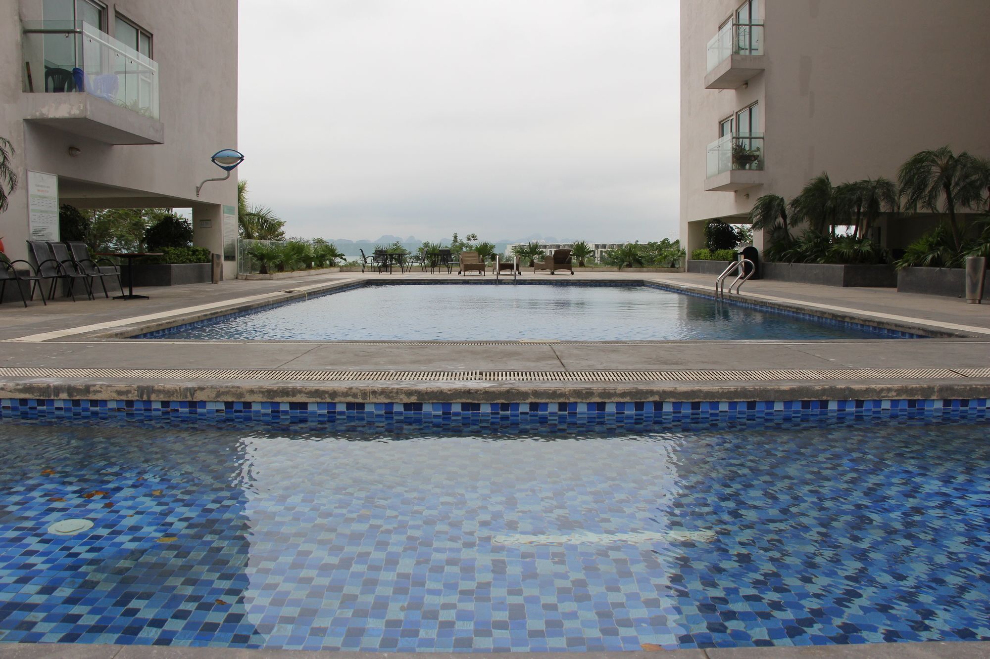 Le Jardin Homestay 下龍 外观 照片